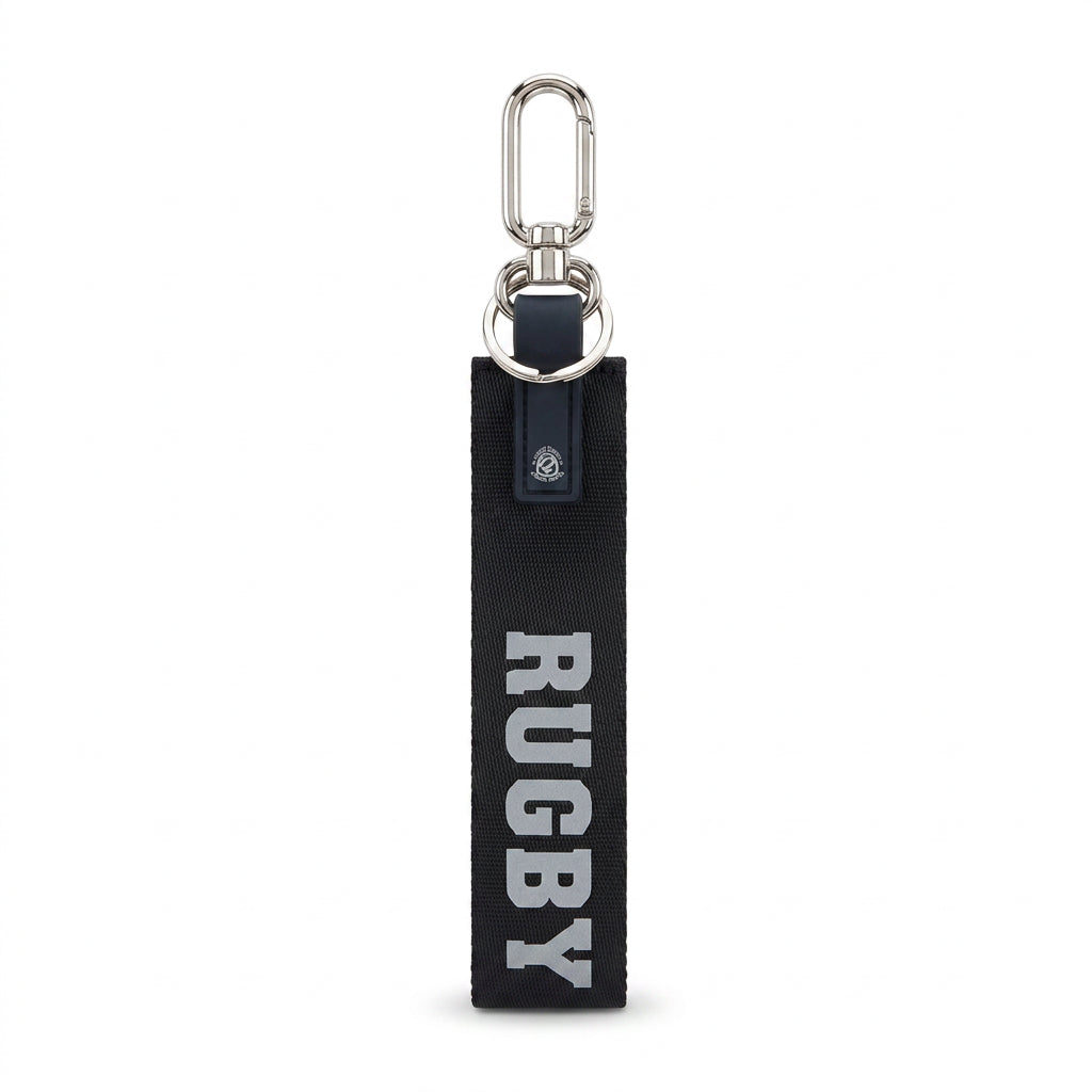 Game Day Key Clip in black